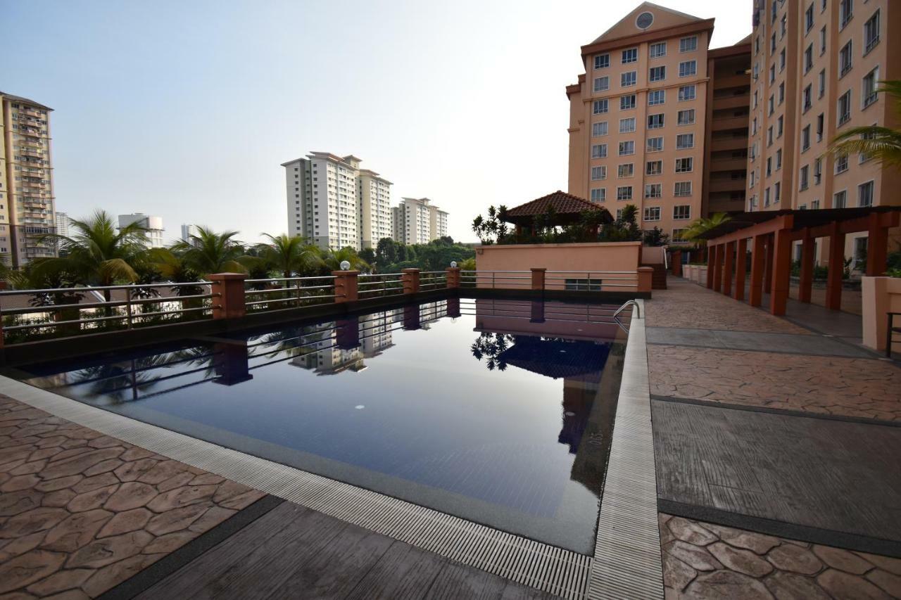 Apartamento Apartamento de 75 m² en Cheras, con 3 habitación Kuala Lumpur Exterior foto